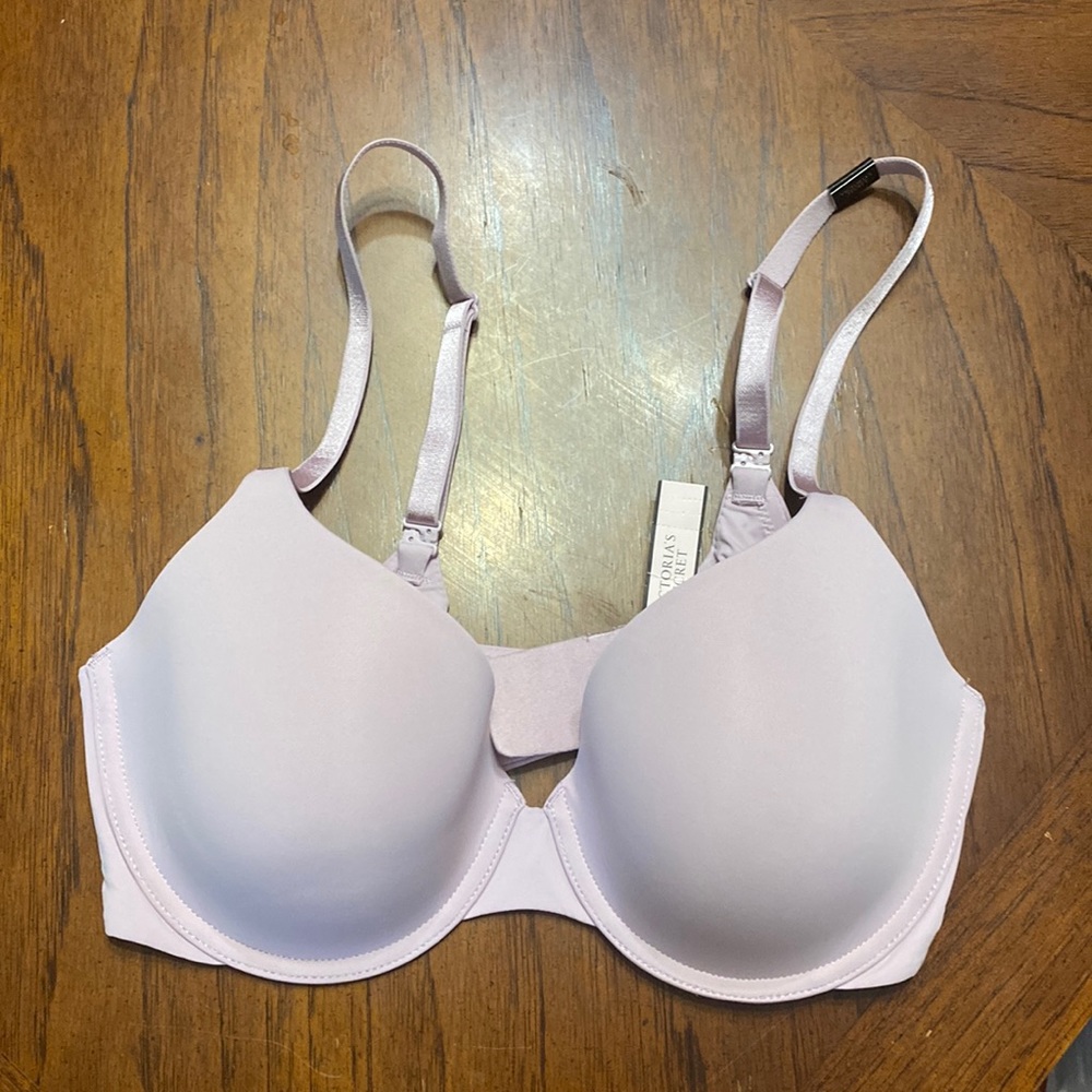 Victoria’s Secret lightly lined Bra